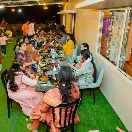 Hotel Virasat By Bookingcare Chhatarpur Екстер'єр фото