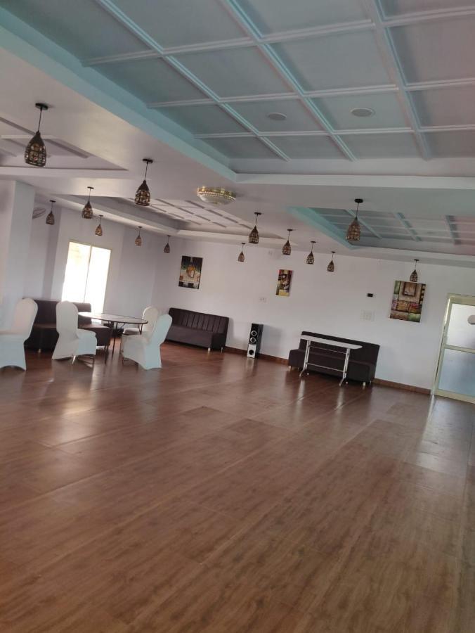 Hotel Virasat By Bookingcare Chhatarpur Екстер'єр фото
